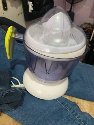Exprimidor de Naranjas Eléctrico