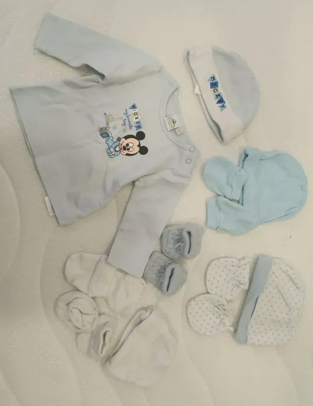 Lote Ropa Bebé Mickey Gorros Manoplas