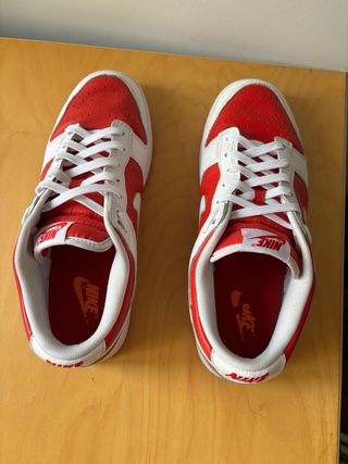 Nike Dunk Low Rojas y Blancas Talla 43