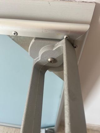 Mesa Ikea Negra y Plateada