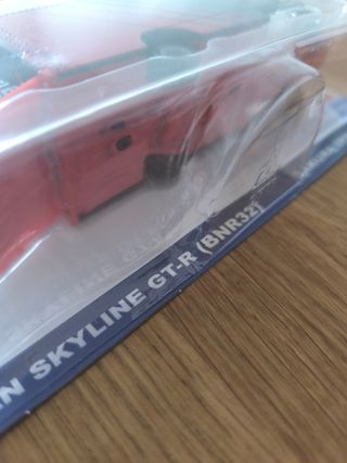 Hot Wheels Team Transport Advan Nissan Skyline