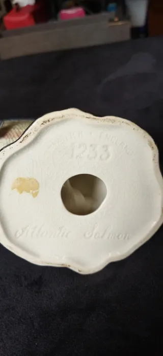 Beswick Salmón Atlántico Porcelana