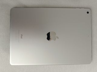 iPad 6.ª Gen 9.7 Plata (Compatible Apple Pencil)