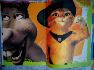 REVISTA FRANCESA SHREK 2 INCLUYE POSTER