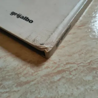 Libro infantil juvenil Grand Prix RARO DIFICIL