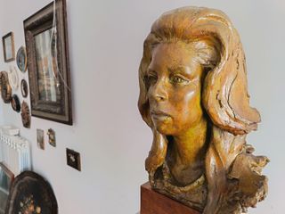 Busto donna terracotta dipinta Mongini