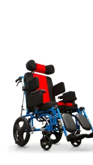 Silla de ruedas neurológica roja Como nuevo