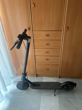 Patinete Eléctrico Xiaomi Essential