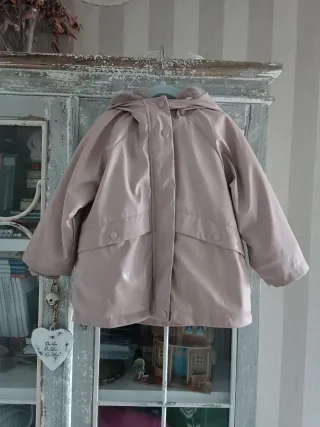 Abrigo impermeable niña Zara