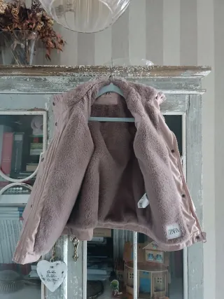 Abrigo impermeable niña Zara