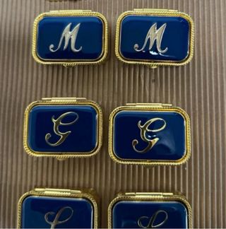 Scatoline portagioie/pillole con lettera