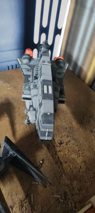 Star Wars Legión: Naves y Figuras