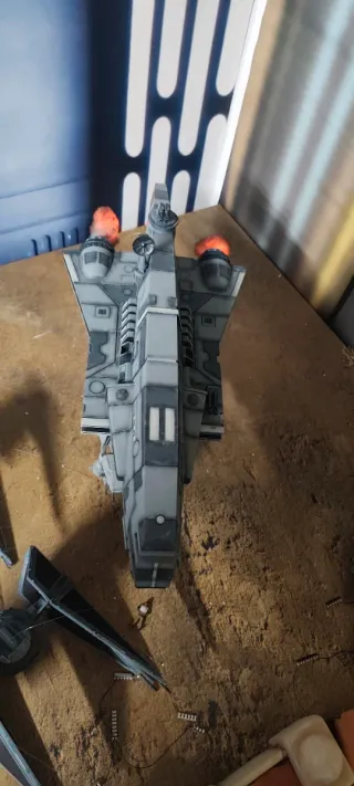 Star Wars Legión: Naves y Figuras