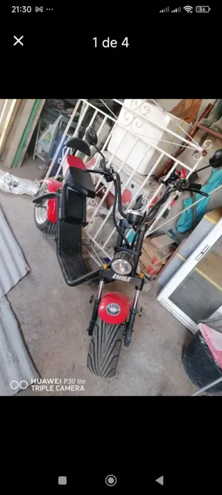 Moto Eléctrica Scooter Negra/Roja - 400km