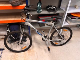 Bicicleta giant terrago