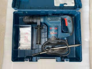 Martillo Bosch con maletín y 2 cinceles