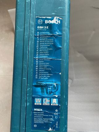 Martillo Bosch con maletín y 2 cinceles