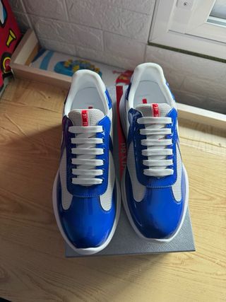 Zapatillas Prada Azul y Blanco