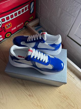 Zapatillas Prada Azul y Blanco