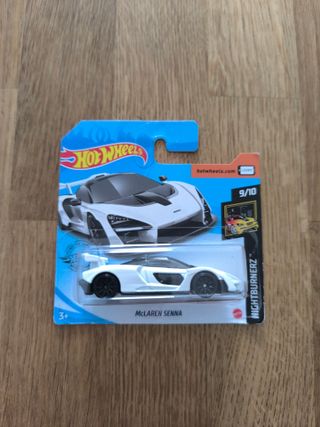 Hot Wheels McLaren Senna 9/10