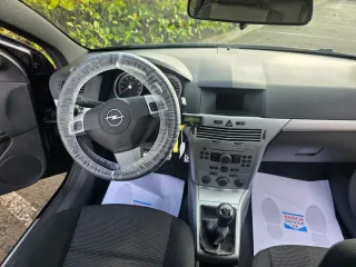Opel Astra 2005