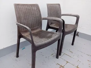 6 Sillas de patio/terraza de plástico