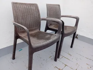 6 Sillas de patio/terraza de plástico