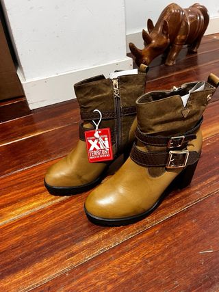 Botines XTI NUEVOS talla 40
