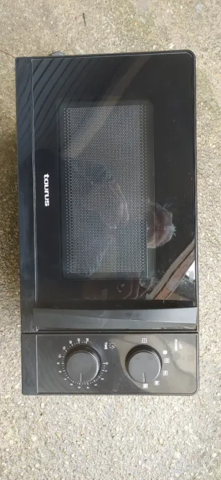 Microondas Taurus Negro