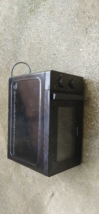 Microondas Taurus Negro