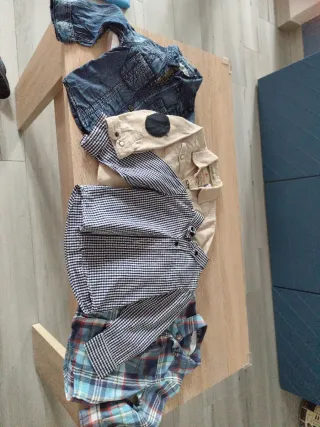 Lote camisas bebé 6meses y 9- 12 meses