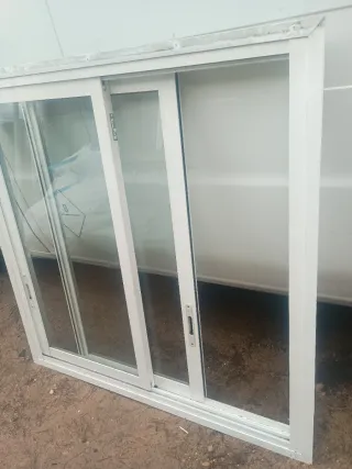 Ventana corredera aluminio