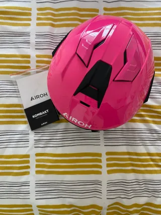 Casco Airoh Motocross Rosa