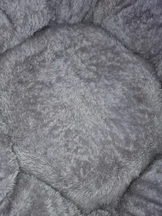 Cama para mascotas suave y cómoda