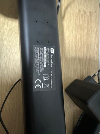 Barra de sonido TV negra