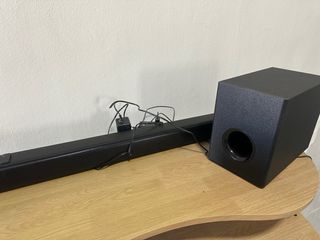 Barra de sonido TV negra