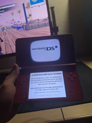 Nintendo DSi XL