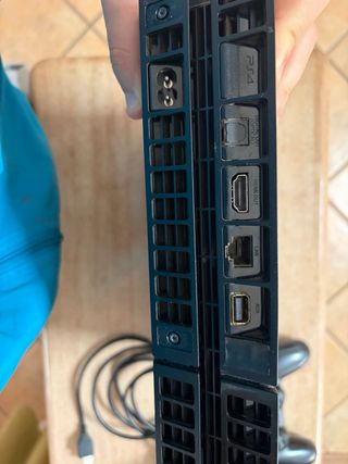 PS4 (PlayStation 4) Negra con Logo Razer