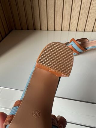 Zapatos tacón tejanos denim y piel