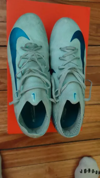 Botas Fútbol Nike Talla 43