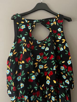 Vestido Akino Laude floral negro