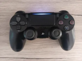 Ps4 PlayStation 4 Slim 1TB + mando + 8 Juegos