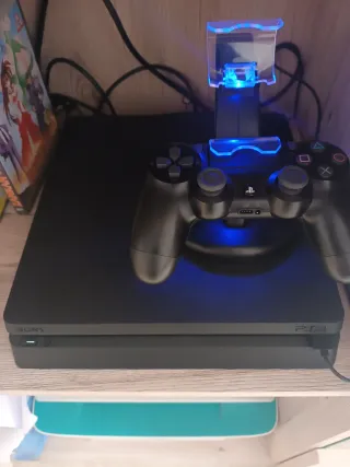 Ps4 PlayStation 4 Slim 1TB + mando + 8 Juegos