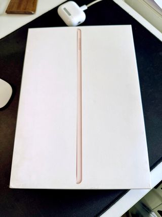 iPad 8ª Gen. Oro 128 GB A2270