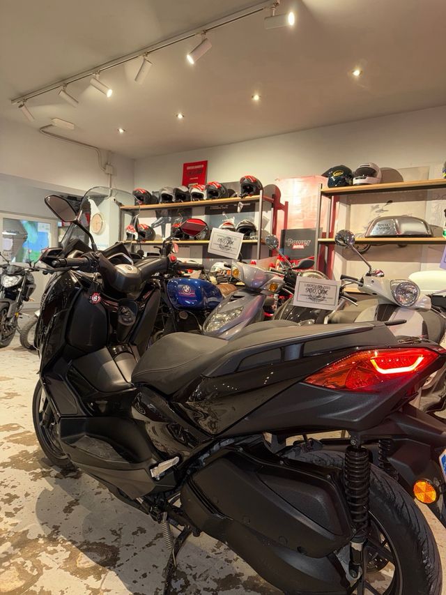 Yamaha XMAX 300 ABS 2019