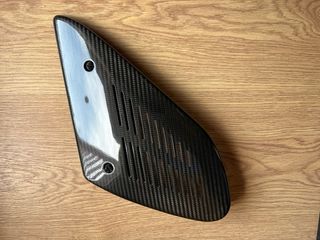 Tapas Motor Carbono Audi RS4 B5