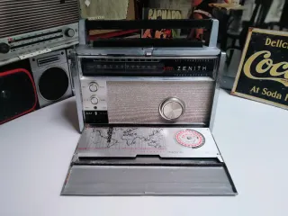 Radio Zenith Transoceánica 3000-1