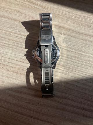 Reloj Lotus Plata y Azul