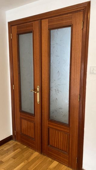 Puertas de madera para salón o habitaciones