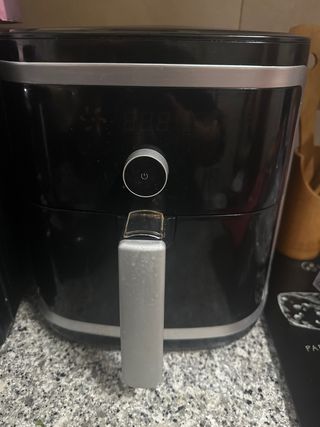 Freidora de aire negra